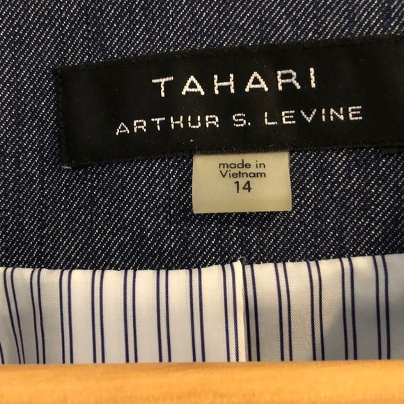 NWOTS TAHARI SUIT PANTS & JACKET - Picture 2 of 15